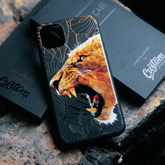 Lioness Phone Case – Compatible with iPhone 16 Pro Max, 15, 14, 13, 12